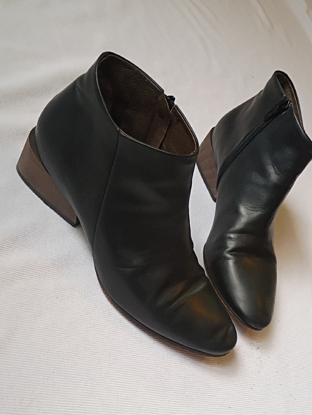COCLICO Black Leather Ankle Boots with Block Heel